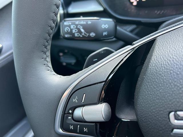 Skoda Fabia 1.0 TSI 115PS DSG Selection 5-türig 15"LM Rückf.Kamera Parksensoren Sitzheizung Multifunktionslenkrad Klima Skoda-Radio Bluetooth Touchscreen Tempomat Nebelsch. Apple CarPlay + Android Auto 