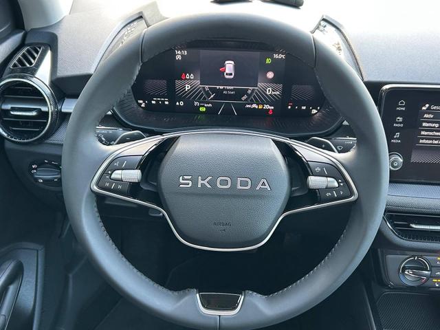 Skoda Fabia 1.0 TSI 115PS DSG Selection 5-türig 15"LM Rückf.Kamera Parksensoren Sitzheizung Multifunktionslenkrad Klima Skoda-Radio Bluetooth Touchscreen Tempomat Nebelsch. Apple CarPlay + Android Auto 