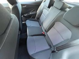 Skoda Fabia 1.0 TSI 115PS DSG Selection 5-türig 15"LM Rückf.Kamera Parksensoren Sitzheizung Multifunktionslenkrad Klima Skoda-Radio Bluetooth Touchscreen Tempomat Nebelsch. Apple CarPlay + Android Auto 