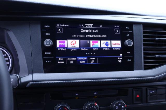Volkswagen Transporter 6.1 Kastenwagen L2 2.0 TDi 110PS Langer Radstand 2-Sitzer Navi Klima Apple CarPlay Android Auto Touchscreen Bluetooth Ganzj.Reifen PDC AHK 