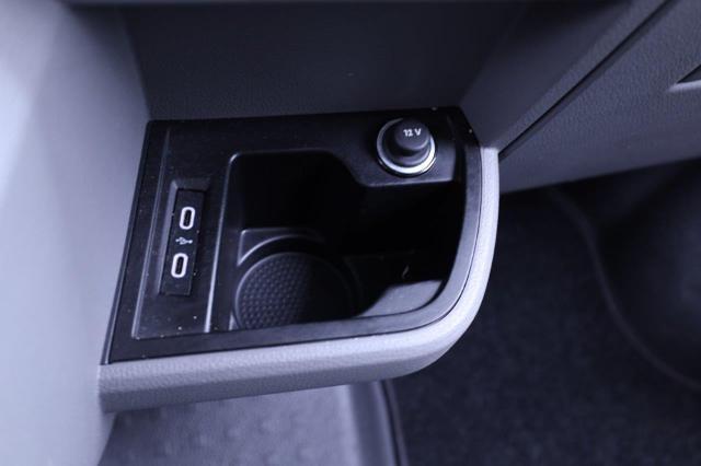 Volkswagen Transporter 6.1 Kastenwagen L2 2.0 TDi 110PS Langer Radstand 2-Sitzer Navi Klima Apple CarPlay Android Auto Touchscreen Bluetooth Ganzj.Reifen PDC AHK 