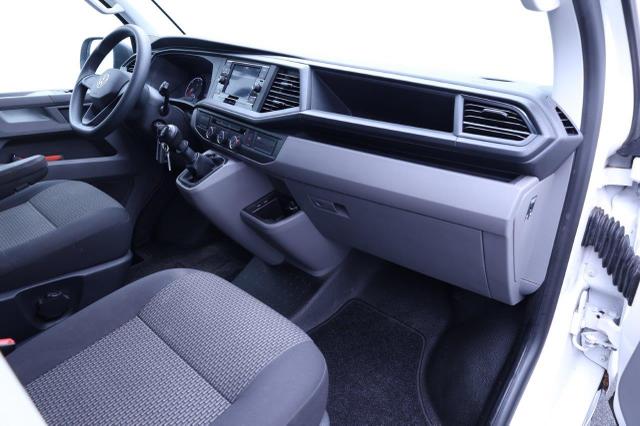 Volkswagen Transporter 6.1 Kastenwagen L2 2.0 TDi 150PS Langer Radstand 2-Sitzer Klima Apple CarPlay Android Auto Touchscreen Bluetooth Ganzj.reifen PDC AHK 
