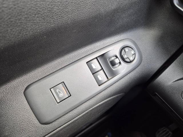 Peugeot Partner 1.5 BlueHDI 102PS 2-Sitzer AHK Klima Radio Apple CarPlay Android Auto Bluetooth DAB PDC v+h Rückf.Kamera Tempomat Ganzj.Reifen 