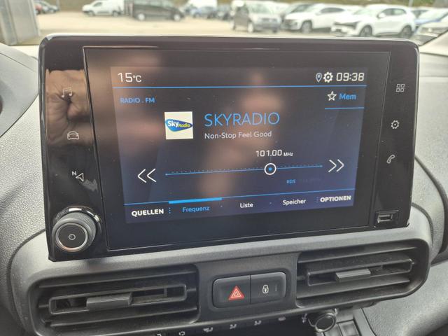 Peugeot Partner 1.5 BlueHDI 102PS 2-Sitzer AHK Klima Radio Apple CarPlay Android Auto Bluetooth DAB PDC v+h Rückf.Kamera Tempomat Ganzj.Reifen 