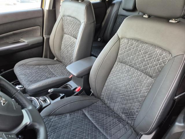 Suzuki Vitara Comfort+ 129PS MHEV 4x4 ALLGRIP 1.4 Boosterjet Allrad Teilleder mit Alcantara Navi Klimaautomatik Sitzheizung ACC PDC v+h Rückf.Kamera Suzuki-Radio Apple CarPlay Android Auto Touchscreen 2xKeyless 17-LM 