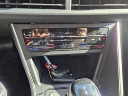 Volkswagen Taigo 1.0 TSI 116PS DSG Life LED-Matrix-Scheinwerfer Klimaautomatik Sitzheizung PDC Rückf.Kamera 17-LM abged.Scheiben 2xKeyless DAB+ Bluetooth Touchscreen Apple CarPlay Android Auto 