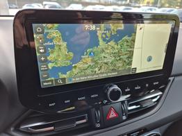 Hyundai i30 Kombi 1.5 T-GDI 95PS Sitzheizung Lenkradheizung Klima Tempomat Navi Apple CarPlay + Android Auto PDC v+h Rückf.Kamera 16-LM 