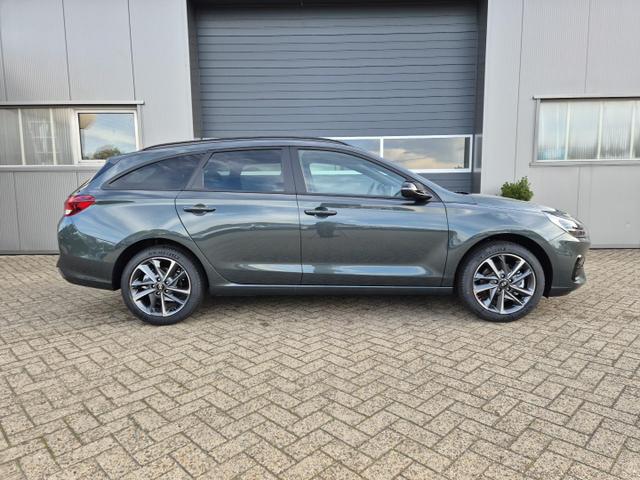 Hyundai i30 Kombi 1.5 T-GDI 95PS Sitzheizung Lenkradheizung Klimaautomatik ACC Navi Apple CarPlay + Android Auto PDC v+h Rückf.Kamera 17-LM 