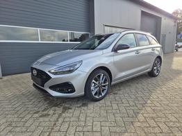 Hyundai i30 Kombi 1.5 T-GDI 95PS Sitzheizung Lenkradheizung Klimaautomatik Tempomat Navi Apple CarPlay + Android Auto PDC v+h Rückf.Kamera 17-LM 