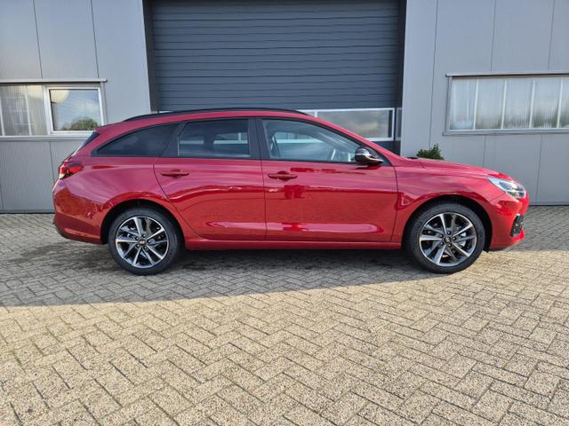 Hyundai i30 Kombi 1.5 T-GDI 95PS Sitzheizung Lenkradheizung Klimaautomatik ACC Navi Apple CarPlay + Android Auto PDC v+h Rückf.Kamera 17-LM 
