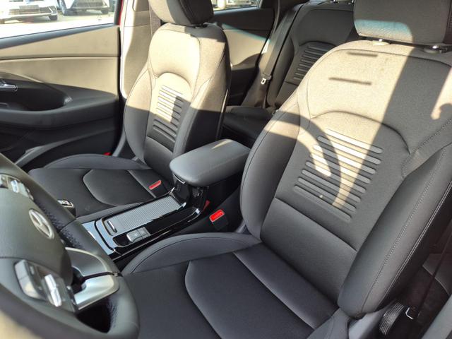 Hyundai i30 Kombi 1.5 T-GDI 95PS Sitzheizung Lenkradheizung Klimaautomatik ACC Navi Apple CarPlay + Android Auto PDC v+h Rückf.Kamera 17-LM 