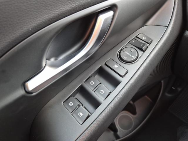 Hyundai i30 Kombi 1.5 T-GDI 95PS Sitzheizung Lenkradheizung Klimaautomatik ACC Navi Apple CarPlay + Android Auto PDC v+h Rückf.Kamera 17-LM 
