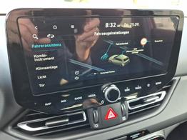 Hyundai i30 Kombi 1.5 T-GDI 95PS Sitzheizung Lenkradheizung Klimaautomatik Tempomat Navi Apple CarPlay + Android Auto PDC v+h Rückf.Kamera 17-LM 