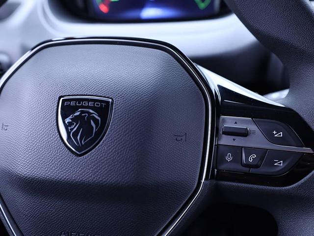 Peugeot Partner 1.5 BlueHDI 130PS Automatik NEUES MODELL 2-Sitzer Apple CarPlay Android Auto AHK Klima Bluetooth DAB PDC v+h Rückf.Kamera Tempomat Ganzj.Reifen 