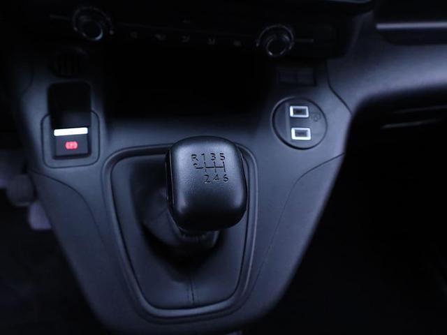 Peugeot Partner 1.5 BlueHDI 102PS NEUES MODELL 2-Sitzer AHK Klima Radio Apple CarPlay Android Auto Bluetooth DAB PDC v+h Rückf.Kamera Tempomat Ganzj.Reifen 