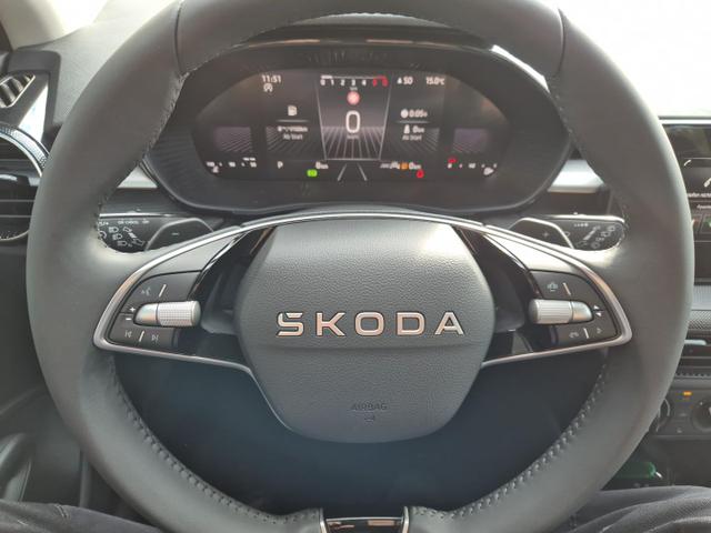 Skoda Fabia 1.0 TSI 115PS DSG Selection 5-türig 15"LM Rückf.Kamera Parksensoren Sitzheizung Multifunktionslenkrad Klima Skoda-Radio Bluetooth Touchscreen Tempomat Nebelsch. Apple CarPlay + Android Auto 
