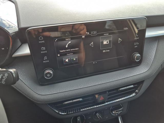 Skoda Fabia 1.0 TSI 115PS DSG Selection 5-türig 15"LM Rückf.Kamera Parksensoren Sitzheizung Multifunktionslenkrad Klima Skoda-Radio Bluetooth Touchscreen Tempomat Nebelsch. Apple CarPlay + Android Auto 