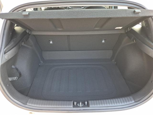 Kia Ceed Vision 1.5 T-GDi 140PS Klimaautomatik Alarmanlage Sitzheizung Lenkradheizung Navi PDC Rückf.Kamera Bluetooth Touchscreen Apple CarPlay Android Auto Tempomat 