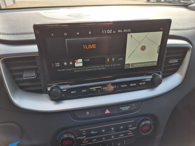 Kia Ceed Vision 1.5 T-GDi 140PS Klimaautomatik Alarmanlage Sitzheizung Lenkradheizung Navi PDC Rückf.Kamera Bluetooth Touchscreen Apple CarPlay Android Auto Tempomat 