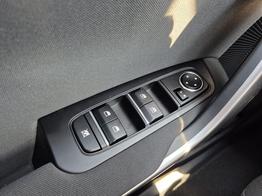 Kia Ceed Sportswagon Vision 1.5 T-GDi 140PS Automatik Klimaautomatik Alarmanlage Sitzheizung Lenkradheizung Navi PDC Rückf.Kamera Bluetooth Touchscreen Apple CarPlay Android Auto Tempomat 