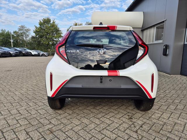 Toyota Aygo X 1.0 VVT-i 72PS Business Edition Sitzheizung AbstandsTempomat Multifunktionslenkrad Klima Radio Bluetooth Touchscreen wireless Apple CarPlay + Android Auto 