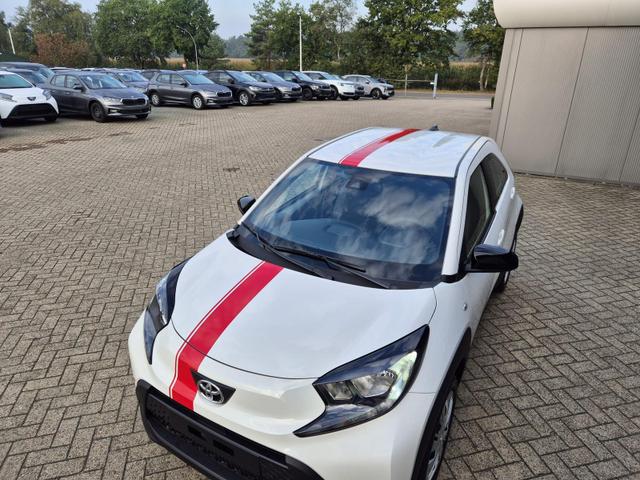 Toyota Aygo X 1.0 VVT-i 72PS Business Edition Sitzheizung AbstandsTempomat Multifunktionslenkrad Klima Radio Bluetooth Touchscreen wireless Apple CarPlay + Android Auto 