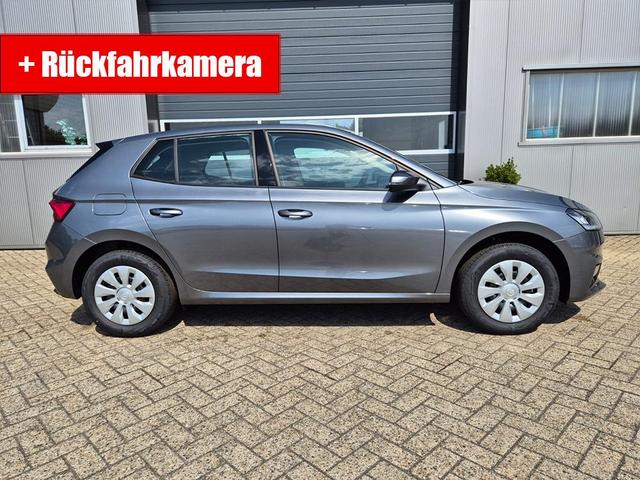 Fabia 1.0 TSI 115PS DSG Selection 5-türig Rückf.Kamera Parksensoren Sitzheizung Multifunktionslenkrad Klima Skoda-Radio Bluetooth Touchscreen Tempomat Nebelsch. Apple CarPlay + Android Auto 
