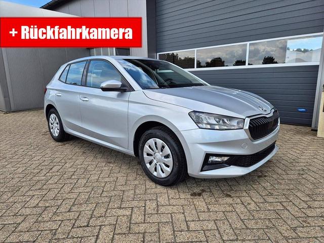 Skoda Fabia - 1.0 TSI 115PS DSG Selection 5-türig Rückf.Kamera Parksensoren Sitzheizung Multifunktionslenkrad Klima Skoda-Radio Bluetooth Touchscreen Tempomat Nebelsch. Apple CarPlay + Android Auto
