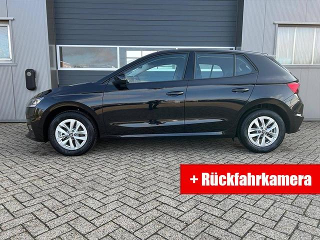 Skoda Fabia - 1.0 TSI 115PS DSG Selection 5-türig 15"LM Rückf.Kamera Parksensoren Sitzheizung Multifunktionslenkrad Klima Skoda-Radio Bluetooth Touchscreen Tempomat Nebelsch. Apple CarPlay + Android Auto