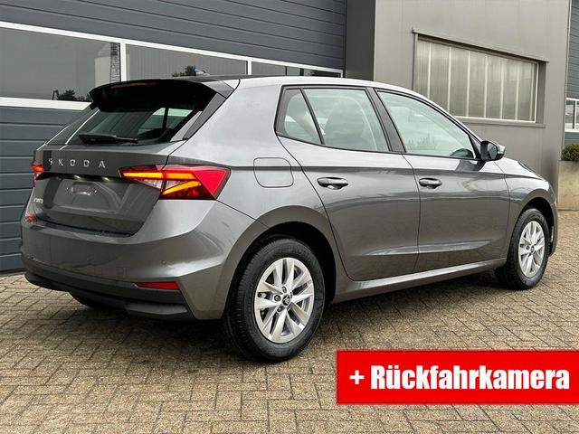 Skoda Fabia 1.0 TSI 115PS DSG Selection 5-türig 15"LM Rückf.Kamera Parksensoren Sitzheizung Multifunktionslenkrad Klima Skoda-Radio Bluetooth Touchscreen Tempomat Nebelsch. Apple CarPlay + Android Auto 
