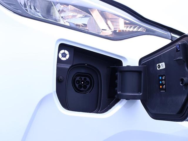 Ford Transit Custom Kombi 9-Sitzer L2 2.5 Duratec PHEV 233PS Automatik Trend 3,4t Klimaautomatik Frontscheibe beheizb. Rückf.kamera PDC v+h Tempomat Navi Bluetooth Touchscreen Apple CarPlay Android Auto Ganzj.Reifen 