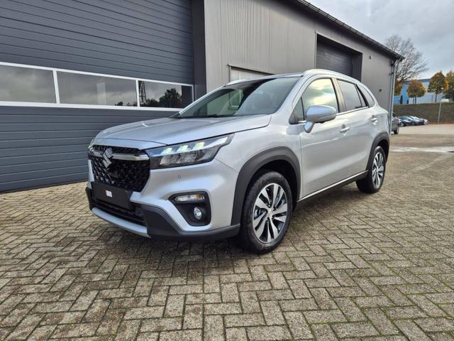 Suzuki S-Cross Comfort+ 129PS Automatik MHEV 4x4 ALLGRIP 1.4 Boosterjet Pano-Dach Teilleder Navi Klimaautomatik Sitzheizung ACC PDC v+h 4x Kamera Suzuki-Radio Apple CarPlay Android Auto Touchscreen 2xKeyless 17-LM 