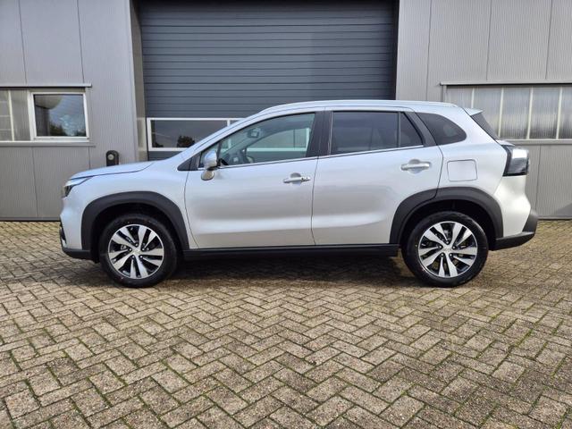 Suzuki S-Cross Comfort+ 129PS Automatik MHEV 4x4 ALLGRIP 1.4 Boosterjet Pano-Dach Teilleder Navi Klimaautomatik Sitzheizung ACC PDC v+h 4x Kamera Suzuki-Radio Apple CarPlay Android Auto Touchscreen 2xKeyless 17-LM 