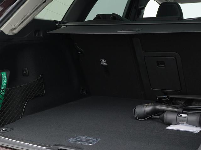 Volvo XC60 T6 Ultra AWD PHEV 350PS Automatik elektr. PanoDach Nappaleder 360°Kamera PDC v+h ACC el.Heckklappe Harma/Kadon-Sound Klimaautomatik Standheizung Sitzheizung Lenkradheizung Frontscheibe beheizb. Navi Apple CarPlay Android Auto 20-LM 