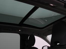 Volvo XC60 T6 Ultra AWD PHEV 350PS Automatik FACELIFT elektr. PanoDach Nordico-Polsterung 360°Kamera PDC v+h ACC el.Heckklappe Harman/Kardon-Sound Klimaautomatik Standheizung Sitzheizung Lenkradheizung Frontscheibe beheizb. Navi 