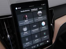 Volvo XC60 T6 Ultra AWD PHEV 350PS Automatik FACELIFT elektr. PanoDach Nordico-Polsterung 360°Kamera PDC v+h ACC el.Heckklappe Harman/Kardon-Sound Klimaautomatik Standheizung Sitzheizung Lenkradheizung Frontscheibe beheizb. Navi 