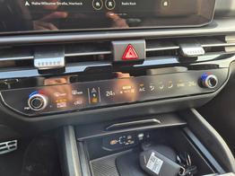 Kia Sportage 1.6 T-GDi 180PS 4x4 AWD Automatik GT-Line NEUES MODELL MY26 FACELIFT elektr. PanoDach HUD 4xSitzheizung Lenkradheizung Teil-Leder Harman/Kardon-Sound Heckklappe Klimaautomatik ACC Navi PDC v+h 360°Kamera 19"LM 2xKeyless Apple CarPlay An 