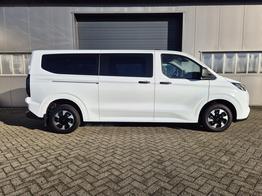 Ford Transit Custom Kombi 9-Sitzer L2 2.5 Duratec PHEV 233PS Automatik Trend 3,4t Klimaautomatik Frontscheibe beheizb. Rückf.kamera PDC v+h Tempomat Navi Bluetooth Touchscreen Apple CarPlay Android Auto Ganzj.Reifen 