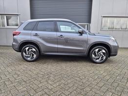 Suzuki Vitara Comfort+ 110PS Automatik MHEV 4x4 ALLGRIP 1.4 Boosterjet Allrad Teilleder Navi Klimaautomatik Sitzheizung ACC PDC v+h Rückf.Kamera Suzuki-Radio Apple CarPlay Android Auto Touchscreen 2xKeyless 17-LM 