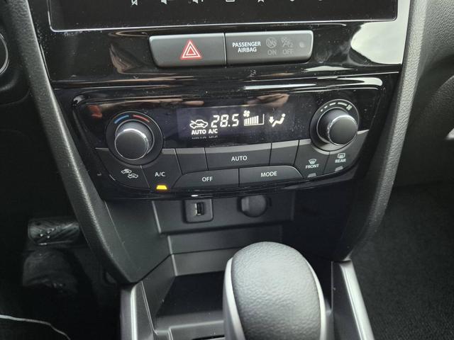 Suzuki Vitara Comfort+ 110PS Automatik MHEV 4x4 ALLGRIP 1.4 Boosterjet Allrad Teilleder Navi Klimaautomatik Sitzheizung ACC PDC v+h Rückf.Kamera Suzuki-Radio Apple CarPlay Android Auto Touchscreen 2xKeyless 17-LM 