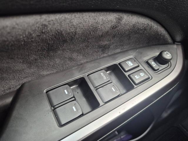 Suzuki Vitara Comfort+ 110PS Automatik MHEV 4x4 ALLGRIP 1.4 Boosterjet Allrad Teilleder Navi Klimaautomatik Sitzheizung ACC PDC v+h Rückf.Kamera Suzuki-Radio Apple CarPlay Android Auto Touchscreen 2xKeyless 17-LM 