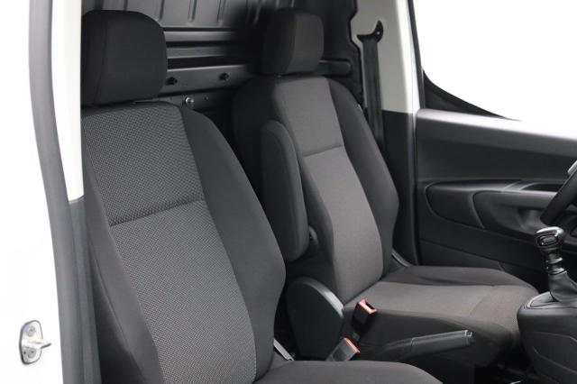 Peugeot Partner 1.5 BlueHDI 102PS 2-Sitzer AHK Klima Radio Apple CarPlay Android Auto Bluetooth DAB PDC v+h Rückf.Kamera Tempomat Ganzj.Reifen 