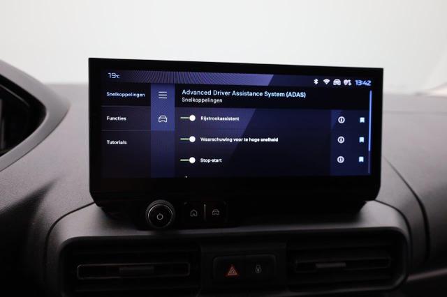 Peugeot Partner 1.5 BlueHDI 130PS Automatik NEUES MODELL 2-Sitzer Apple CarPlay Android Auto AHK Klima Bluetooth DAB PDC v+h Rückf.Kamera Tempomat Ganzj.Reifen 