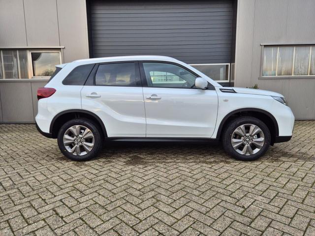 Suzuki Vitara Comfort 110PS MHEV 4x4 ALLGRIP 1.4 Boosterjet Allrad Navi Klimaautomatik Sitzheizung ACC PDC Rückf.Kamera Suzuki-Radio Apple CarPlay Android Auto Touchscreen 2xKeyless 17-LM 