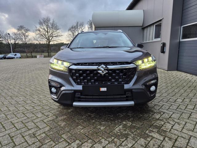 Suzuki S-Cross Comfort+ 110PS Automatik MHEV 4x4 ALLGRIP 1.4 Boosterjet Allrad Teilleder Navi Klimaautomatik Sitzheizung ACC PDC v+h 4x Kamera Suzuki-Radio Apple CarPlay Android Auto Touchscreen 2xKeyless 17-LM 