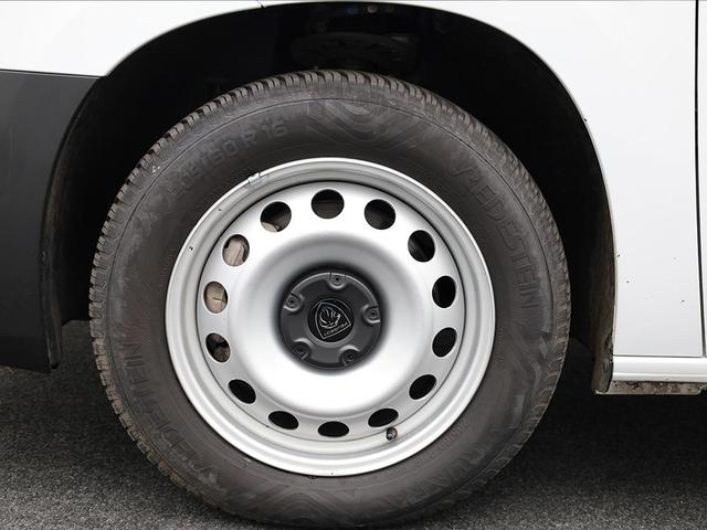 Peugeot Partner 1.5 BlueHDI 102PS NEUES MODELL 2-Sitzer AHK Klima Radio Apple CarPlay Android Auto Bluetooth DAB PDC v+h R&uuml;ckf.Kamera Tempomat Ganzj.Reifen 