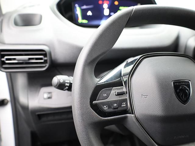 Peugeot Partner 1.5 BlueHDI 102PS NEUES MODELL 2-Sitzer AHK Klima Radio Apple CarPlay Android Auto Bluetooth DAB PDC v+h R&uuml;ckf.Kamera Tempomat Ganzj.Reifen 