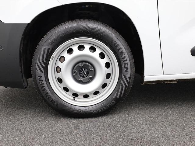 Peugeot Partner 1.5 BlueHDI 102PS NEUES MODELL 2-Sitzer AHK Klima Radio Apple CarPlay Android Auto Bluetooth DAB PDC v+h R&uuml;ckf.Kamera Tempomat Ganzj.Reifen 