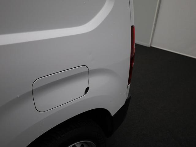 Peugeot Partner 1.5 BlueHDI 102PS NEUES MODELL 2-Sitzer AHK Klima Radio Apple CarPlay Android Auto Bluetooth DAB PDC v+h R&uuml;ckf.Kamera Tempomat Ganzj.Reifen 