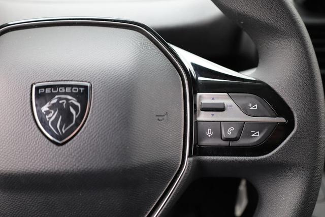 Peugeot Partner 1.5 BlueHDI 102PS NEUES MODELL 2-Sitzer AHK Klima Radio Apple CarPlay Android Auto Bluetooth DAB PDC v+h R&uuml;ckf.Kamera Tempomat Ganzj.Reifen 